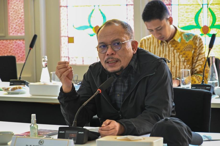 Pertumbuhan Ekonomi Kepri Tembus 7 Persen, DPR Soroti Masalah Pemerataan dan Kualitas