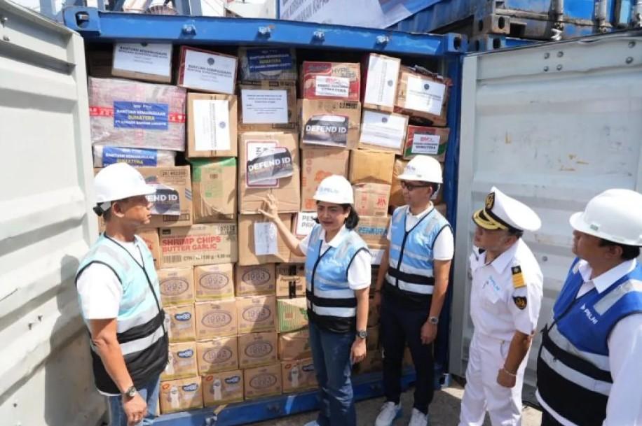 PT Pelni Gratiskan Pengangkutan 47 Kontainer Bantuan untuk Korban Banjir dan Longsor di Sumatra
