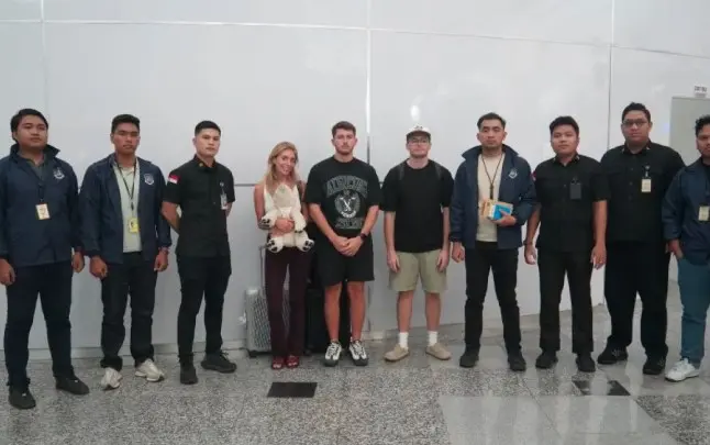 Bintang Porno Inggris Bonnie Blue Dideportasi dari Bali Usai Langgar Izin Keimigrasian dan Lalu Lintas