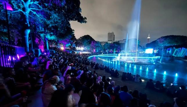 Akhir Pekan di Jakarta Penuh Warna: Festival Mural, Pertunjukan Air, Belanja Tengah Malam hingga Edukasi Seru