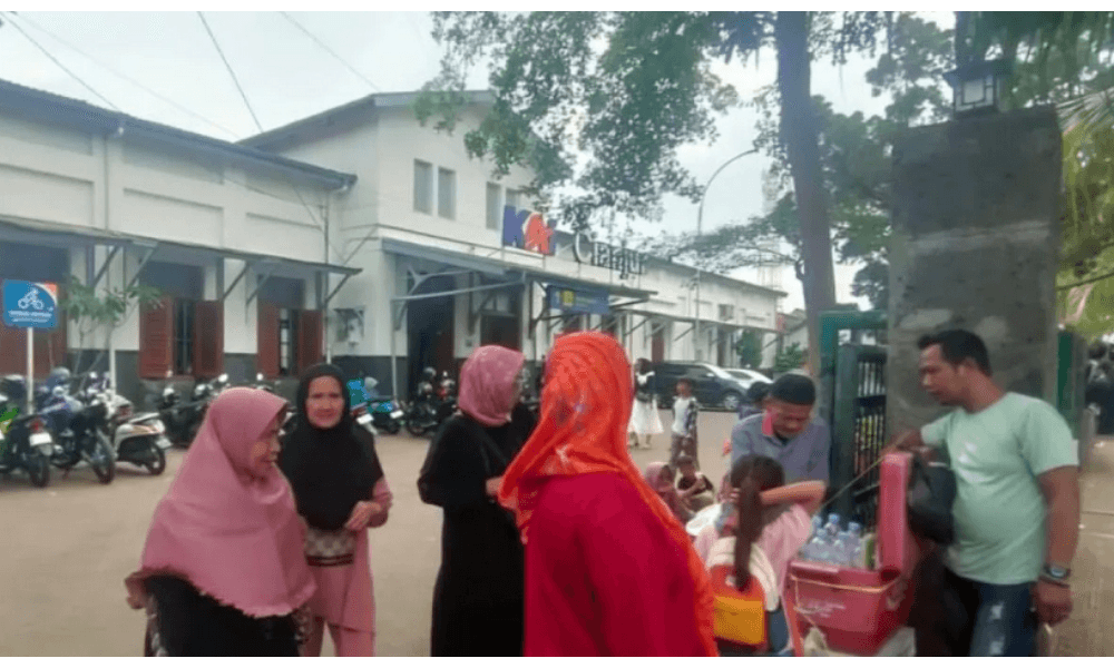 KAI Tunda Pengoperasian KA Jaka Lalana Jurusan Jakarta–Cianjur karena Fokus Penanganan Bencana Sumatera
