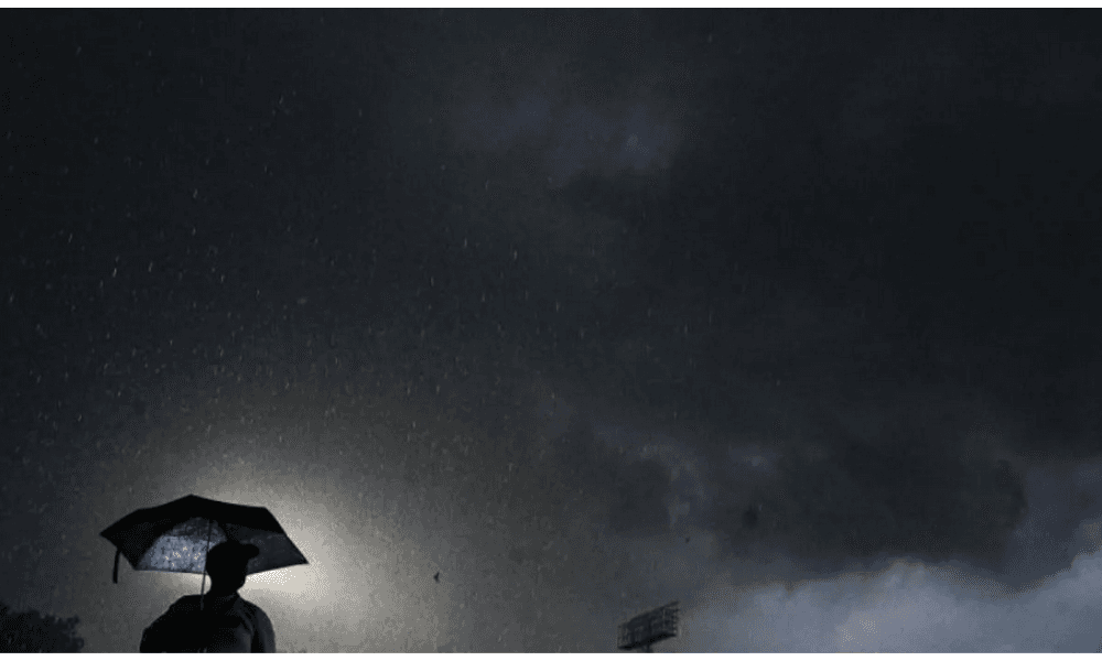 BMKG Prakirakan Hujan Ringan di Jakarta pada Hari Minggu, Warga Diminta Waspada Perubahan Cuaca