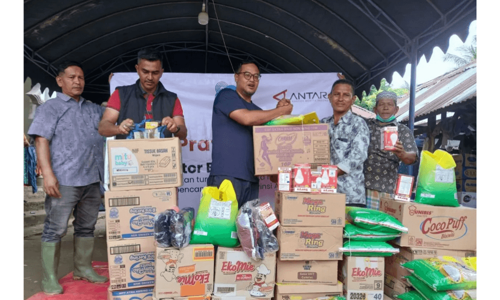 LKBN ANTARA Serahkan Bantuan untuk Pengungsi di Pidie Jaya, Aceh