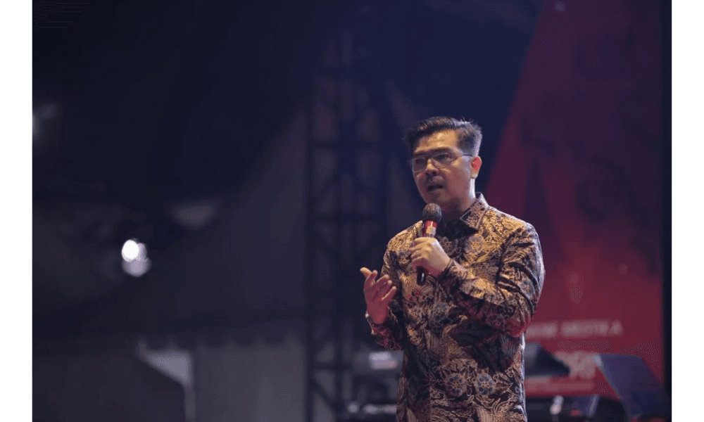 Bane Raja Manalu Ajak Bangkit dari Bencana Lewat Bagak Marnatal 2025 di Pematangsiantar