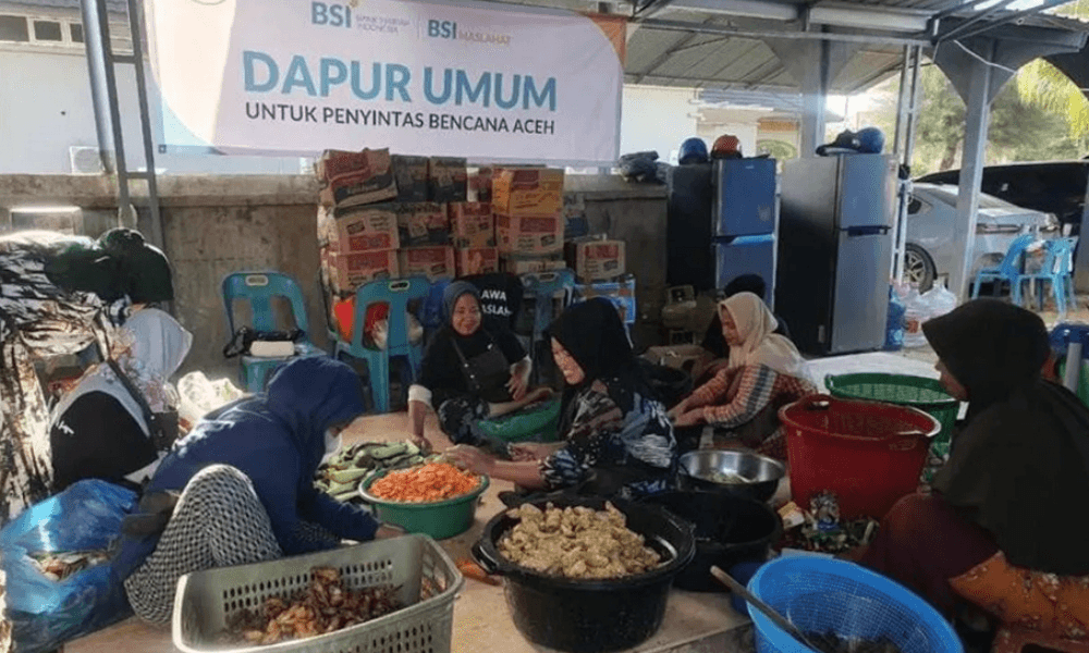 BSI Salurkan Bantuan Kemanusiaan Rp12 Miliar untuk Korban Bencana Hidrometeorologi di Sumatera