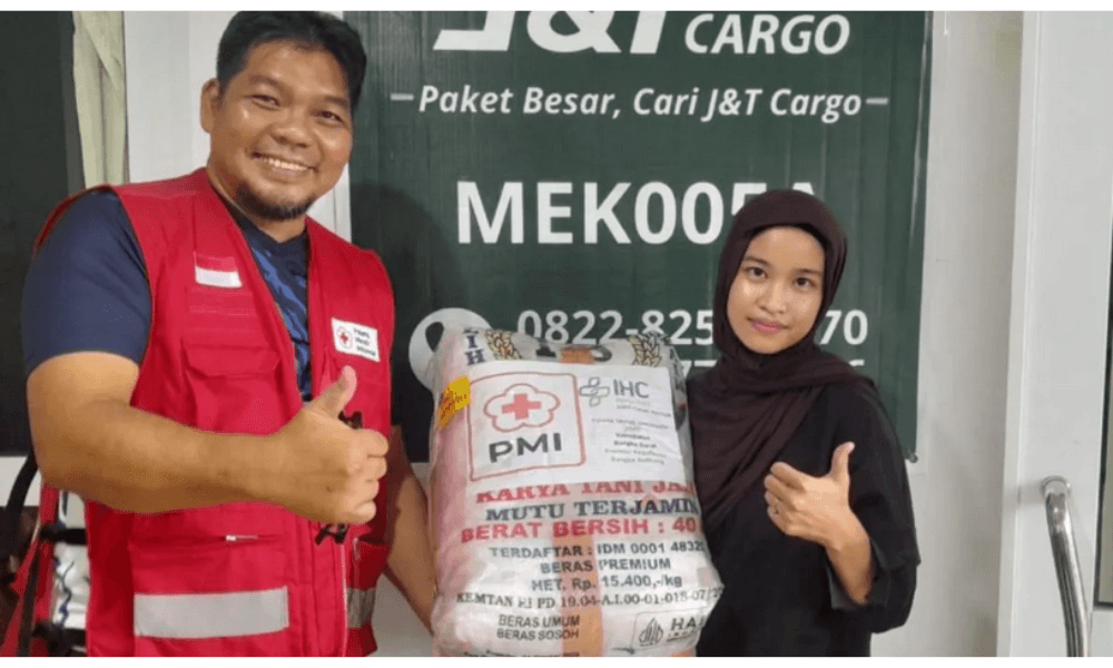 PMI Bangka Barat Kirim Bantuan APD untuk Relawan Banjir di Aceh dan Wilayah Sumatra