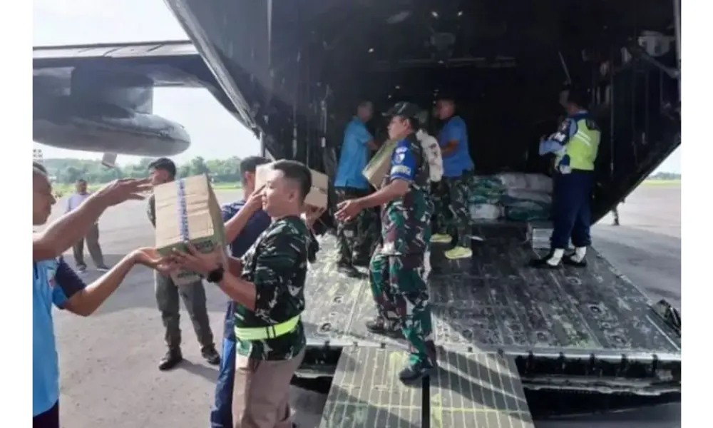 Lanud Iswahjudi Kirim 3,8 Ton Bantuan Kemanusiaan ke Wilayah Terdampak Bencana di Sumatra