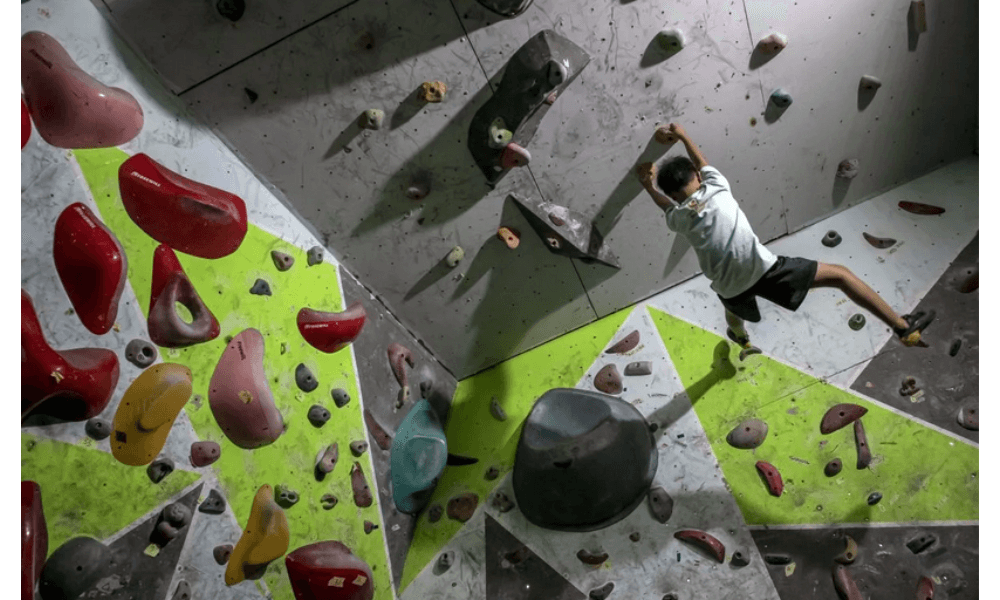 Nomor Bouldering Gagal Sumbang Medali, Indonesia Tetap Juara Umum Panjat Tebing SEA Games 2025