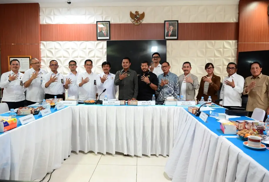 Koordinasi Lintas Sektor Jadi Kunci Hadapi Lonjakan Arus Mudik Nataru 2025/2026, Komisi V DPR Soroti Keselamatan Transportasi