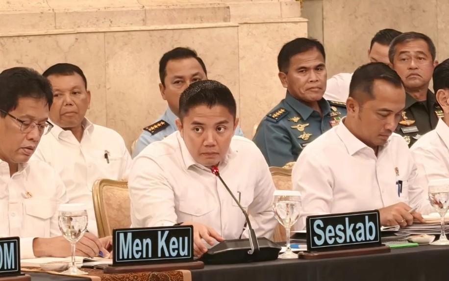 Presiden Prabowo Pimpin Sidang Kabinet Bahas Bencana dan Libur Akhir Tahun, Empat Jembatan Bailey Sudah Selesai Dibangun