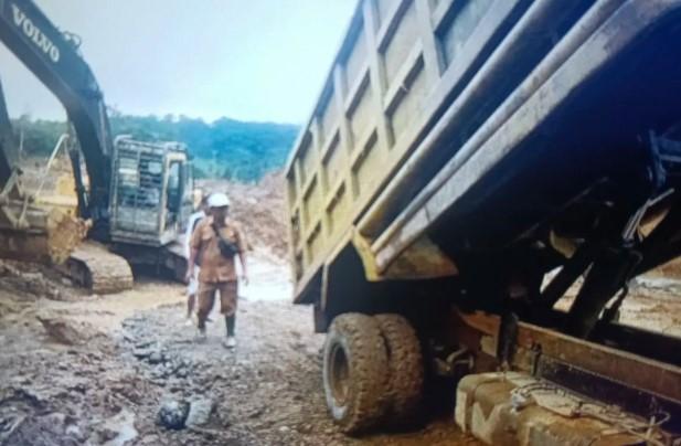 Pemkab Pasaman Barat Percepat Pembukaan Jalan Longsor di Talamau, Ribuan Hektare Lahan Terdampak