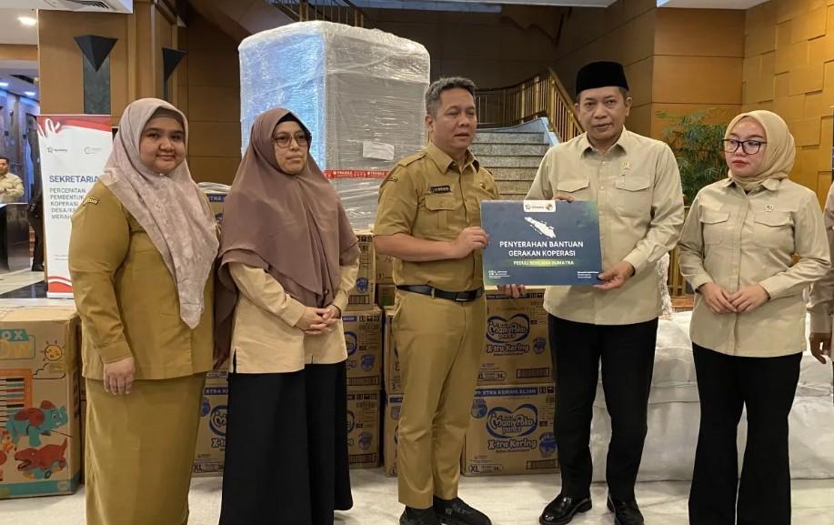 Kemenkop Himpun Rp1,65 Miliar untuk Korban Banjir Sumatera, Fokus pada Sanitasi dan Dukungan Distribusi Komoditas