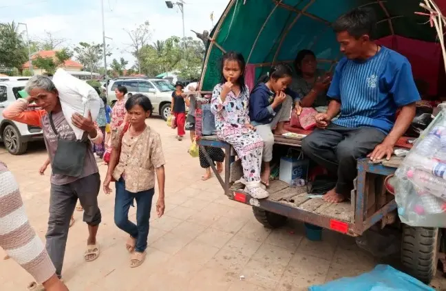 Bentrokan Thailand–Kamboja Meningkat, 700.000 Orang Mengungsi dan Ribuan Sekolah Ditutup