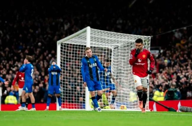 Manchester United dan Bournemouth Bermain Imbang 4-4 dalam Laga Dramatis di Old Trafford