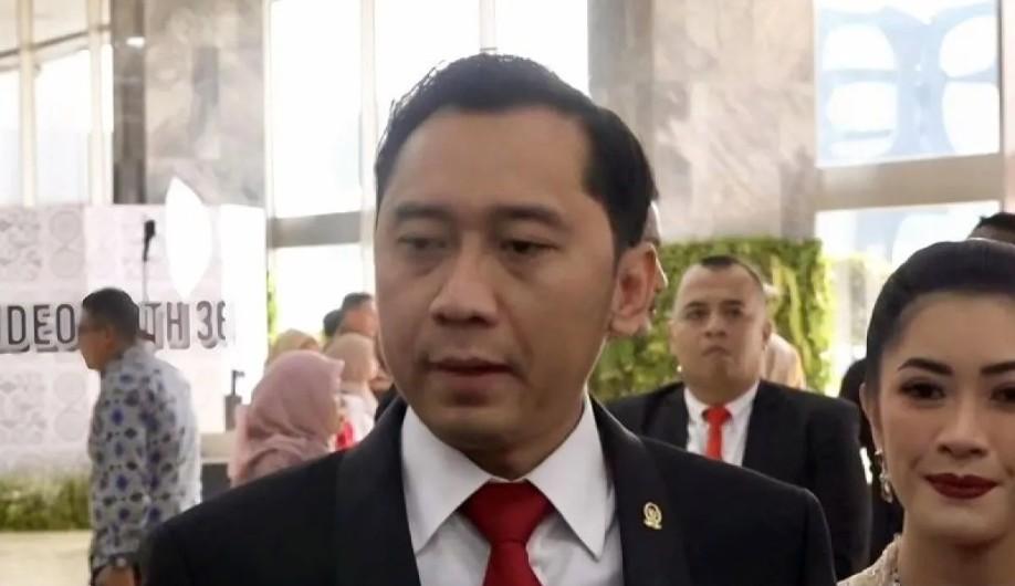 Ibas Tegaskan Budaya Adalah Jembatan Peradaban dalam Dialog Bersama Seniman Ngawi