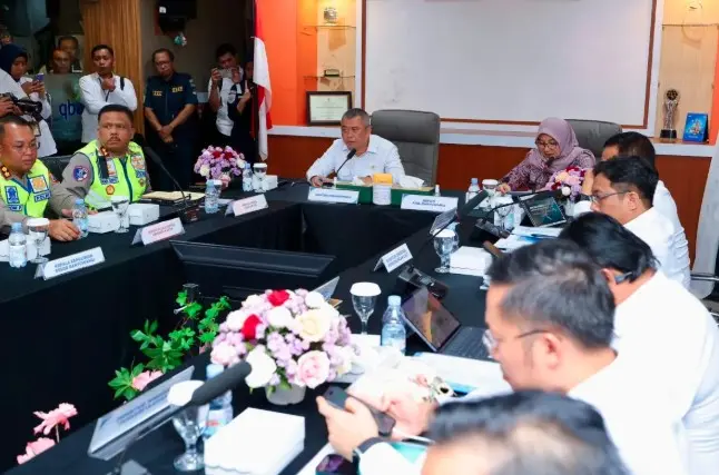 Menhub Dudy Tegaskan Pentingnya Pengawasan Keselamatan Jelang Libur Natal dan Tahun Baru di Penyeberangan Ketapang–Gilimanuk