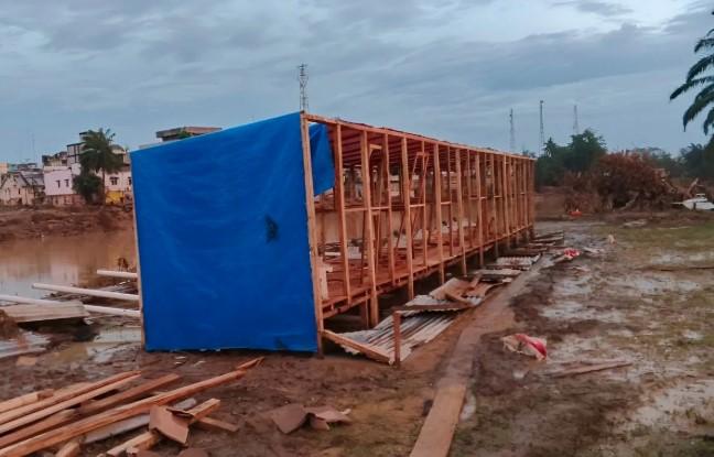 Brimob Polda Aceh Bangun Fasilitas MCK Umum untuk Warga Terdampak Bencana di Kuala Simpang