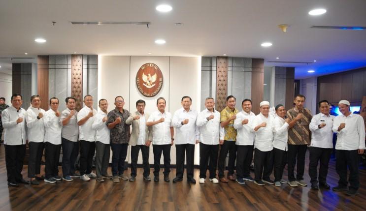 Menteri Trenggono Tegaskan Kebijakan KKP untuk Lindungi dan Sejahterakan Nelayan Pantura