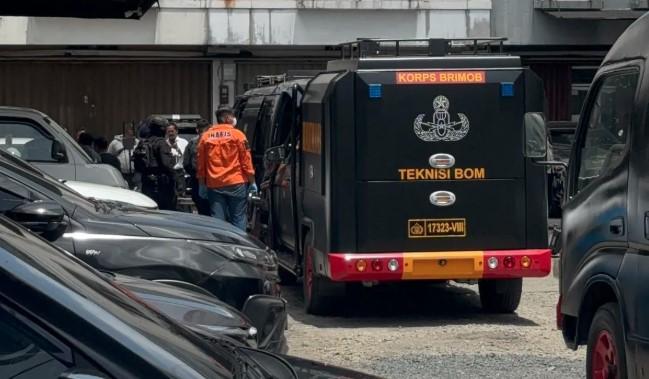 Polrestabes Bandung Pastikan Benda Mencurigakan di Depan Gereja Kosambi Bukan Bom