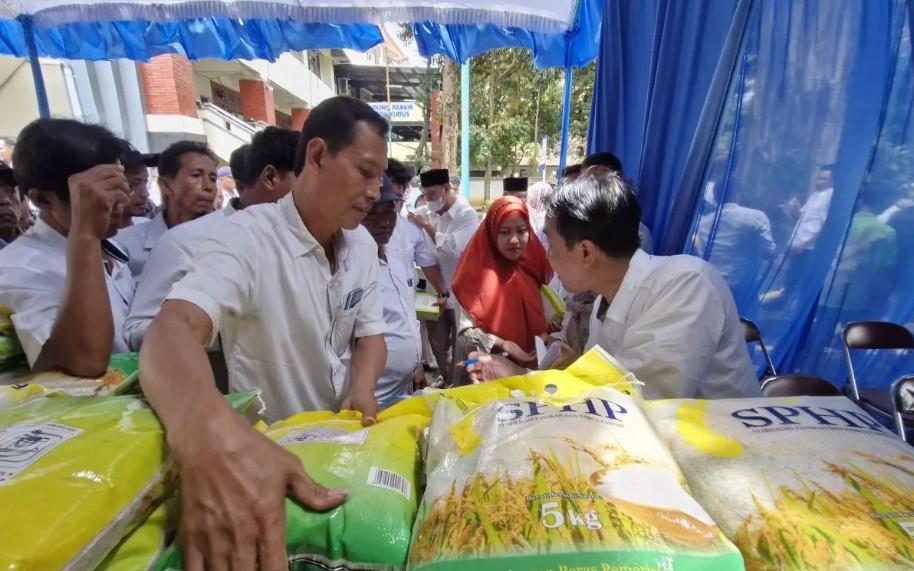 Pemerintah Pastikan Stok Beras di Kudus Aman hingga Akhir 2025, Program Makan Bergizi Gratis Capai 75 Persen