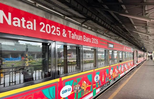 KAI Hadirkan Livery Tematik Natal 2025 dan Tahun Baru 2026 di Sejumlah Rangkaian Kereta