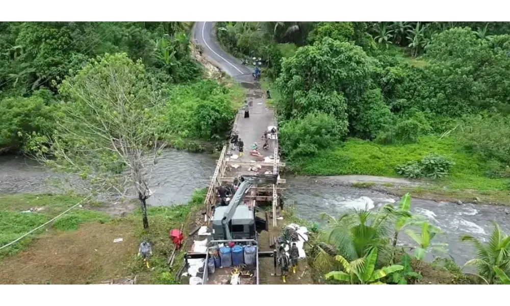 Korem 032/Wirabraja Lanjutkan Pembangunan Tujuh Jembatan Bailey Tahap Dua untuk Pemulihan Pascabencana di Sumbar