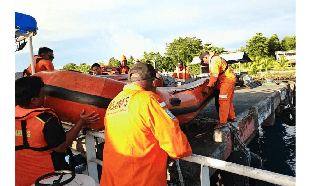Gubernur Papua Minta TNI-Polri Terus Lakukan Pencarian Korban Kapal Cepat Terbalik di Yapen