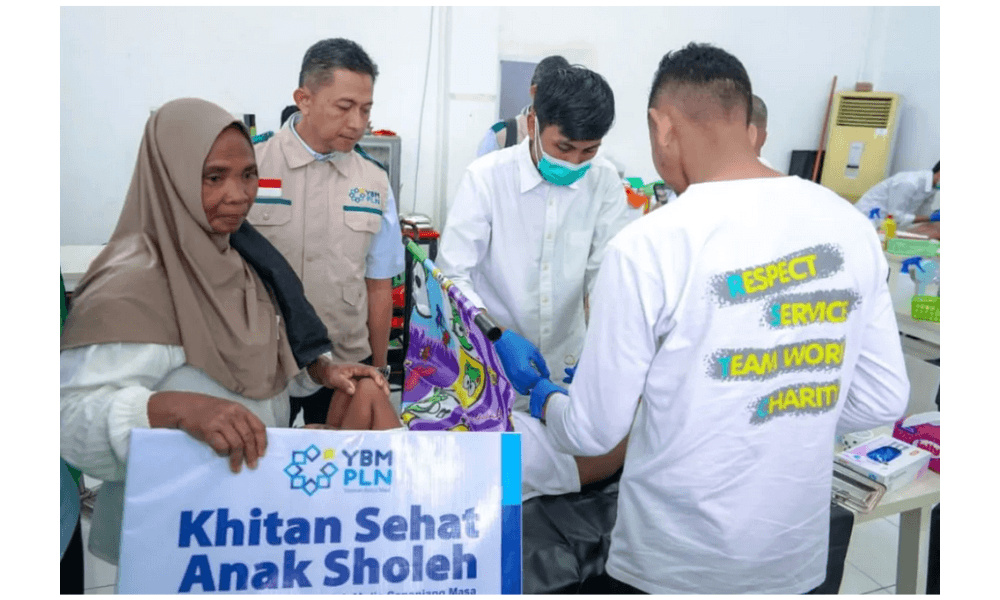 PLN Gelar Khitan Sehat untuk 111 Anak, Wujud Kepedulian Sosial di Penghujung 2025