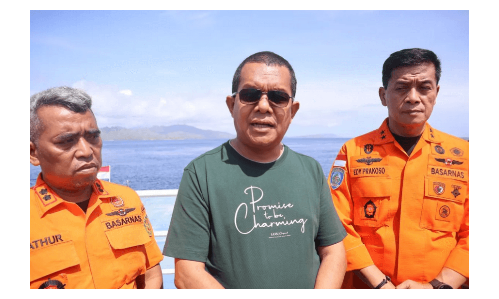 Kapal Wisata Tenggelam di Labuan Bajo, Tiga WNA Masih Hilang, Pelayaran Ditutup Sementara untuk Hormati Proses Pencarian