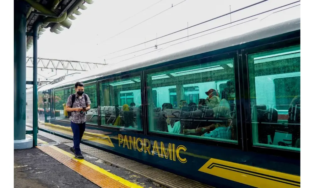 Pengguna Kereta Panoramic Tumbuh 38,6 Persen pada 2025, Jadi Favorit Wisatawan di Jalur Rel