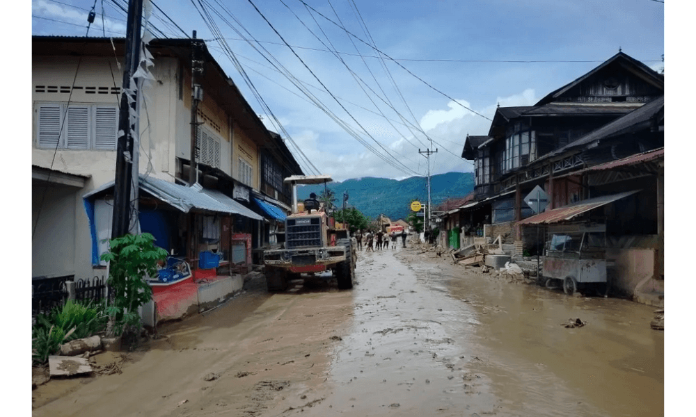 Jumlah Pengungsi Banjir Bandang Maninjau Meningkat Jadi 428 Orang, Jalan Provinsi Putus Total