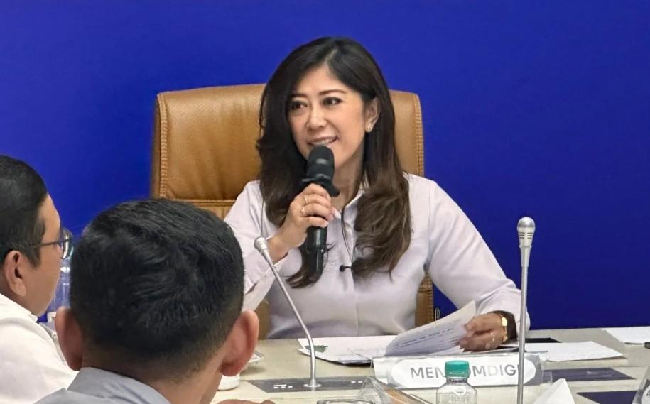 Kualitas Jaringan Telekomunikasi Stabil Selama Libur Nataru, Kemkomdigi: Trafik Naik, Layanan Tetap Aman