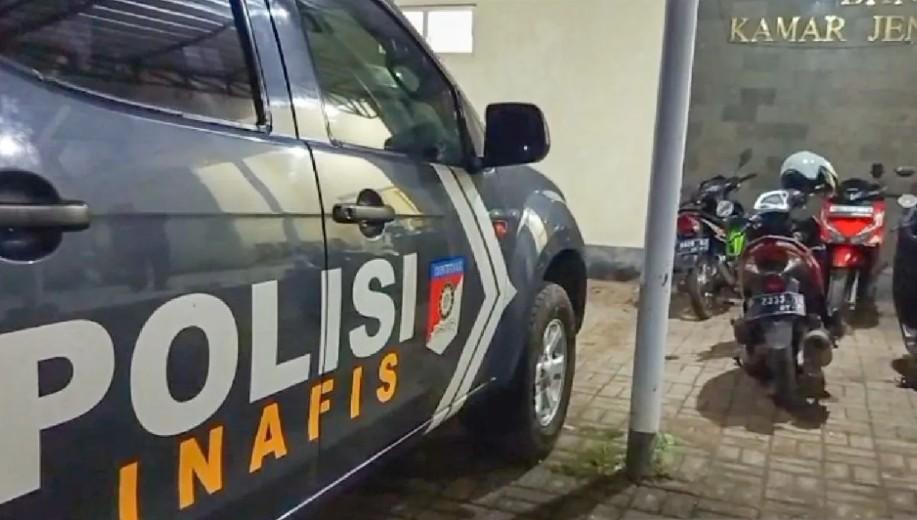 Polisi Periksa 15 Saksi Terkait Pembunuhan Satu Keluarga di Situbondo, Tiga Korban Ditemukan Bersimbah Darah