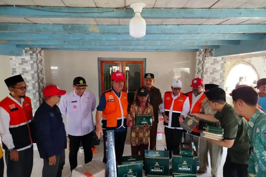 Baznas Salurkan 20 Ribu Paket Peralatan Sekolah untuk Korban Bencana di Sumatera Barat dan Sekitarnya
