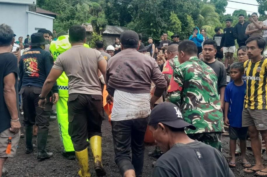 Banjir Bandang di Pulau Siau: Korban Tewas Bertambah Jadi 15 Orang, Dua Masih Hilang