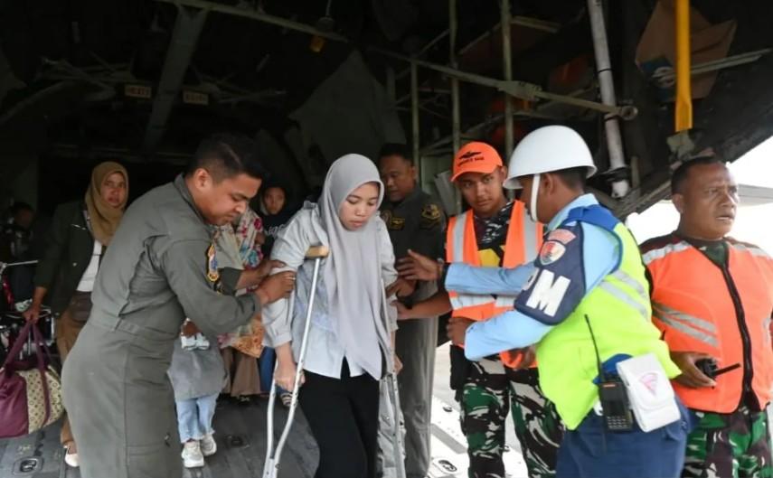 TNI AU Buka Posko Kesehatan di Lanud SIM untuk Bantu Korban Banjir Bandang di Aceh