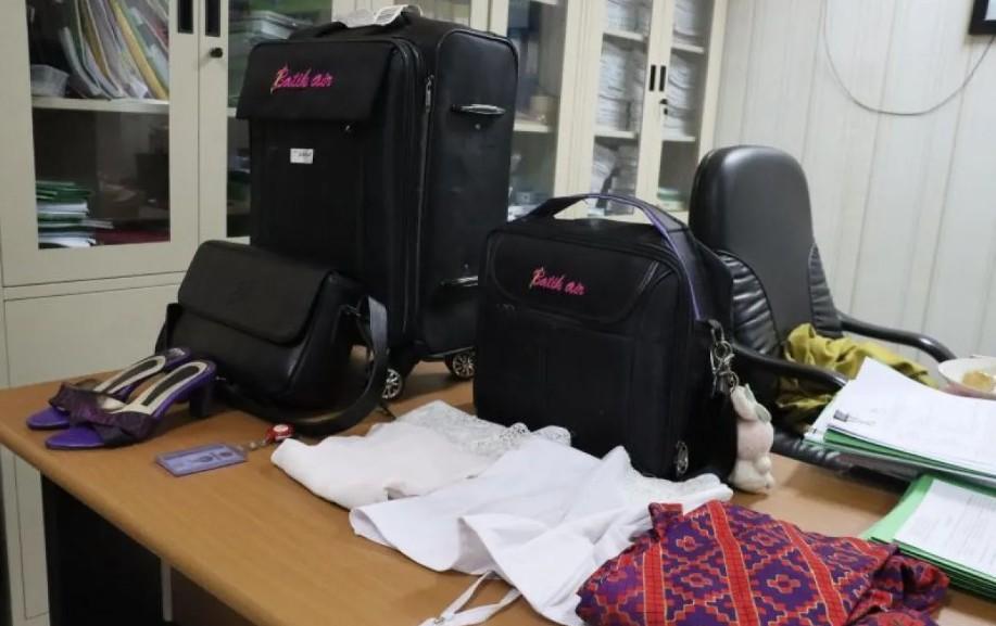 Seorang Wanita Pramugari Gadungan Diamankan di Bandara Soekarno-Hatta Setelah Viral Gunakan Seragam Batik Air