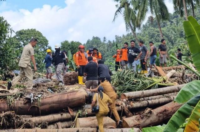 Korban Banjir Bandang Pulau Siau Bertambah Jadi 17 Orang, Dua Masih Hilang
