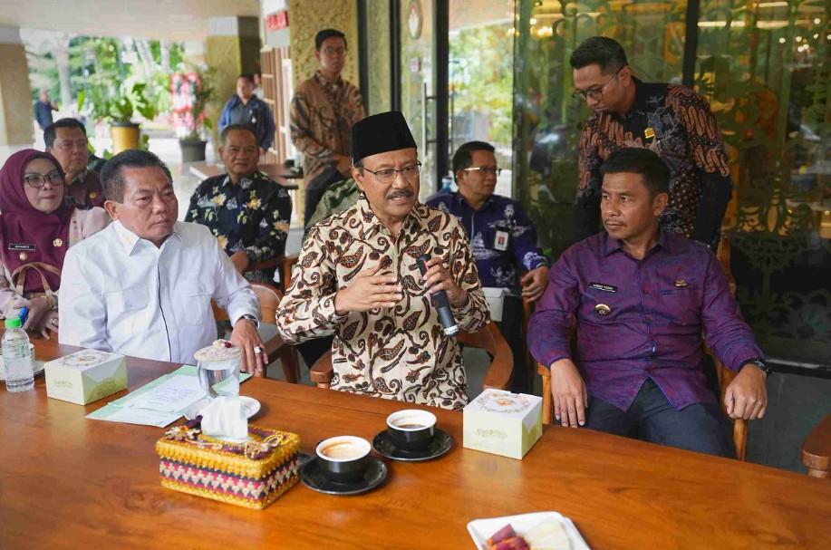 Gus Ipul Minta Pemda Perkuat Kolaborasi Jalankan Amanat Presiden