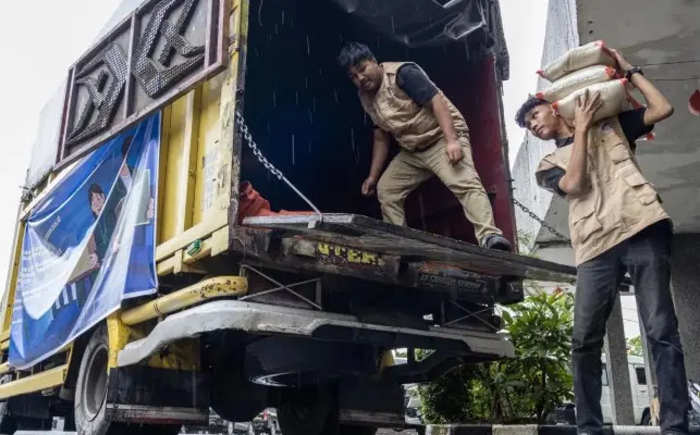 Pemprov Sumbar Terima Bantuan Rp4,56 Miliar dari Masyarakat dan Pemkot Batam untuk Penanganan Bencana