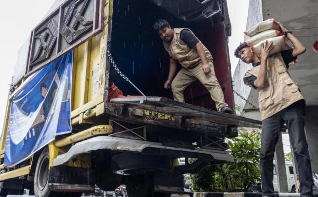 Pemprov Sumbar Terima Bantuan Rp4,56 Miliar dari Masyarakat dan Pemkot Batam untuk Penanganan Bencana