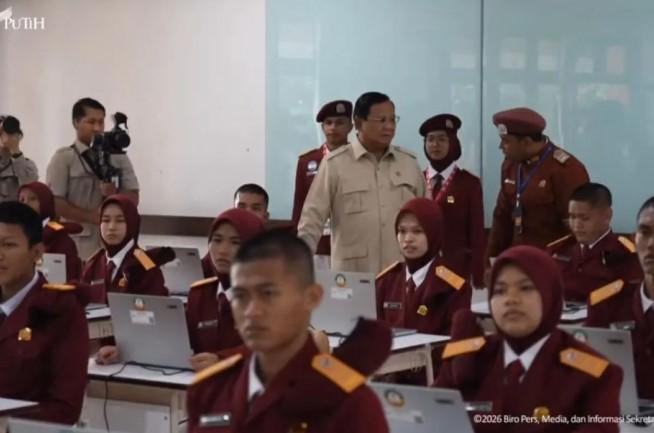 Presiden Prabowo Resmikan Operasional 166 Sekolah Rakyat di 34 Provinsi dari Banjarbaru