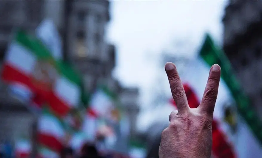 AS Desak Warganya Segera Tinggalkan Iran, Trump Ancam Balas Jika Demonstran Dihabisi