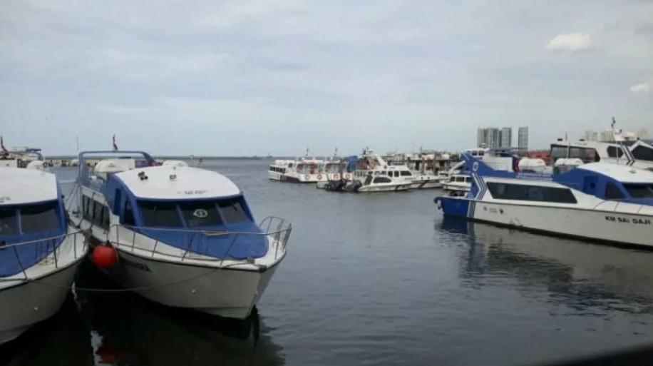 Dishub DKI Jakarta Hentikan Sementara Operasional Kapal Cepat ke Kepulauan Seribu Akibat Cuaca Buruk