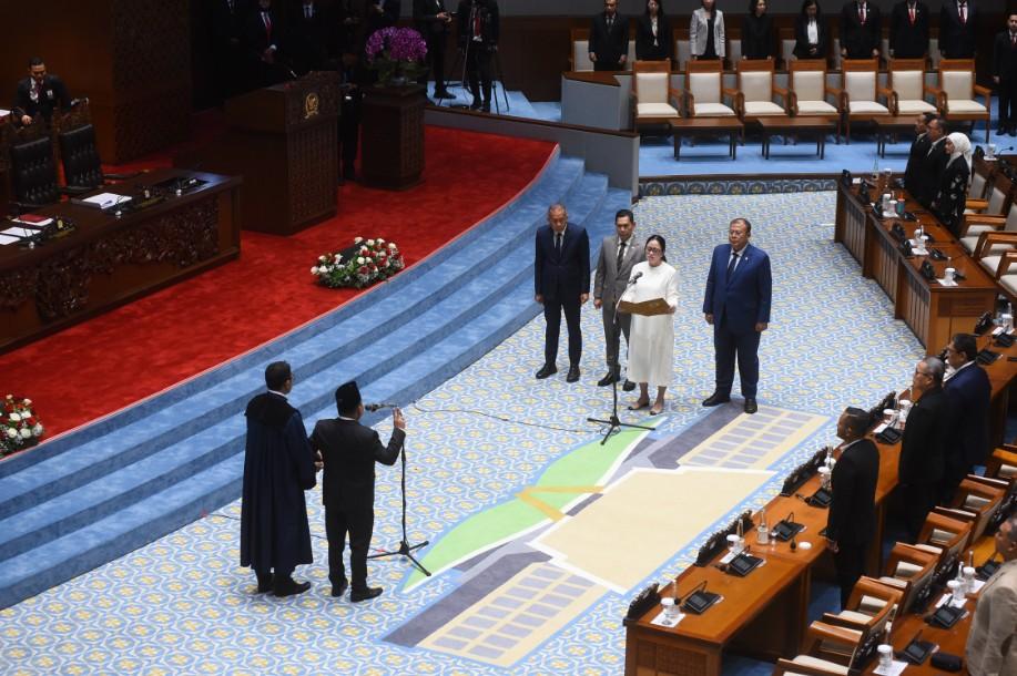 Fokus pada Isu HAM, Bias Layar Resmi Dilantik Gantikan Mukhtarudin di DPR RI