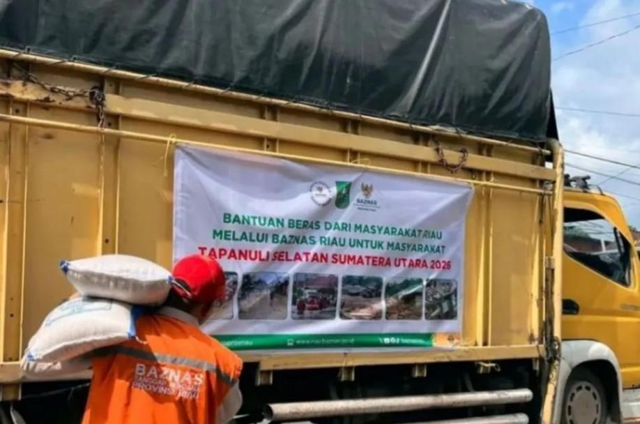 Bantuan 3 Ton Beras dan Al-Qur’an dari Baznas Riau Disalurkan untuk Korban Bencana di Tapanuli Selatan