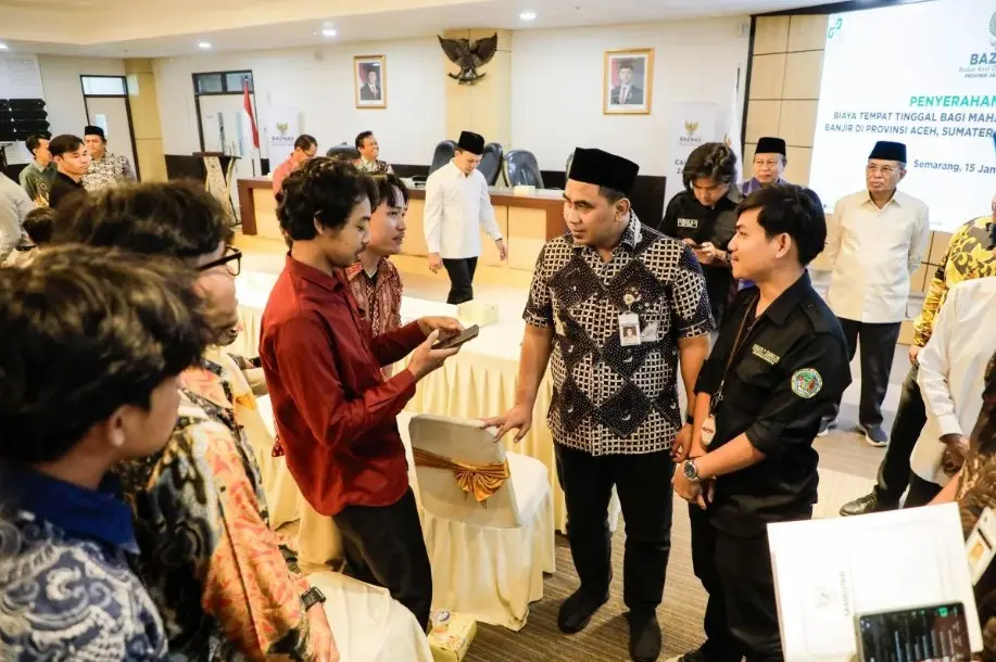 Pemprov Jateng Salurkan Bantuan Tempat Tinggal untuk 162 Mahasiswa Terdampak Banjir dari Aceh hingga Sumatera Utara