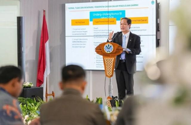 Menteri Lingkungan Hidup Minta DPRD Perkuat Anggaran Hadapi Krisis Sampah Daerah