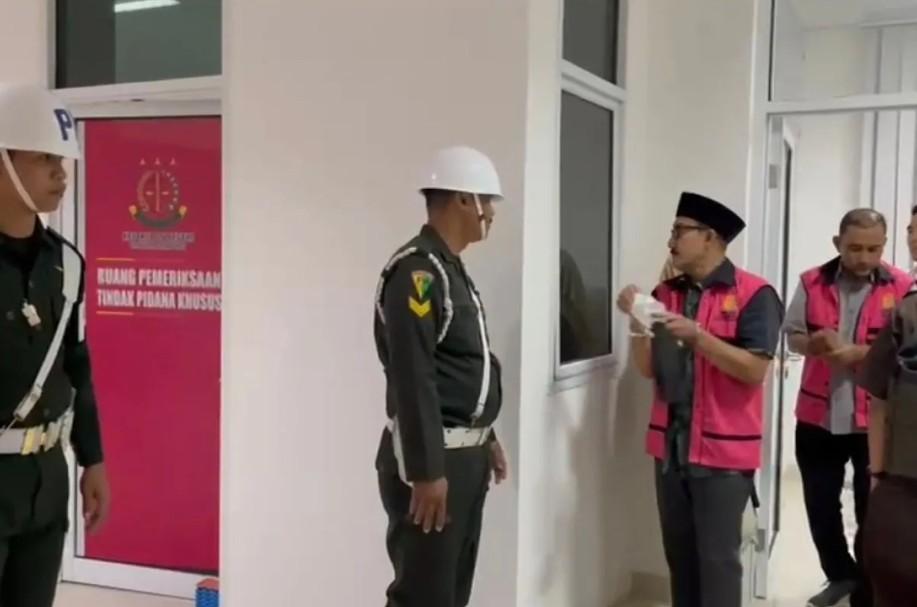 Pengelolaan Dana PI Tanpa Izin, Tiga Petinggi PT LEB Didakwa Rugikan Negara Rp268 Miliar