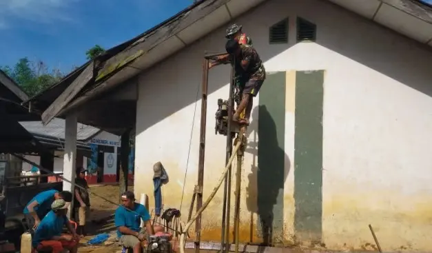 TNI AD Bangun Sumur Bor di Tapanuli Selatan untuk Penuhi Air Bersih Warga Terdampak Bencana